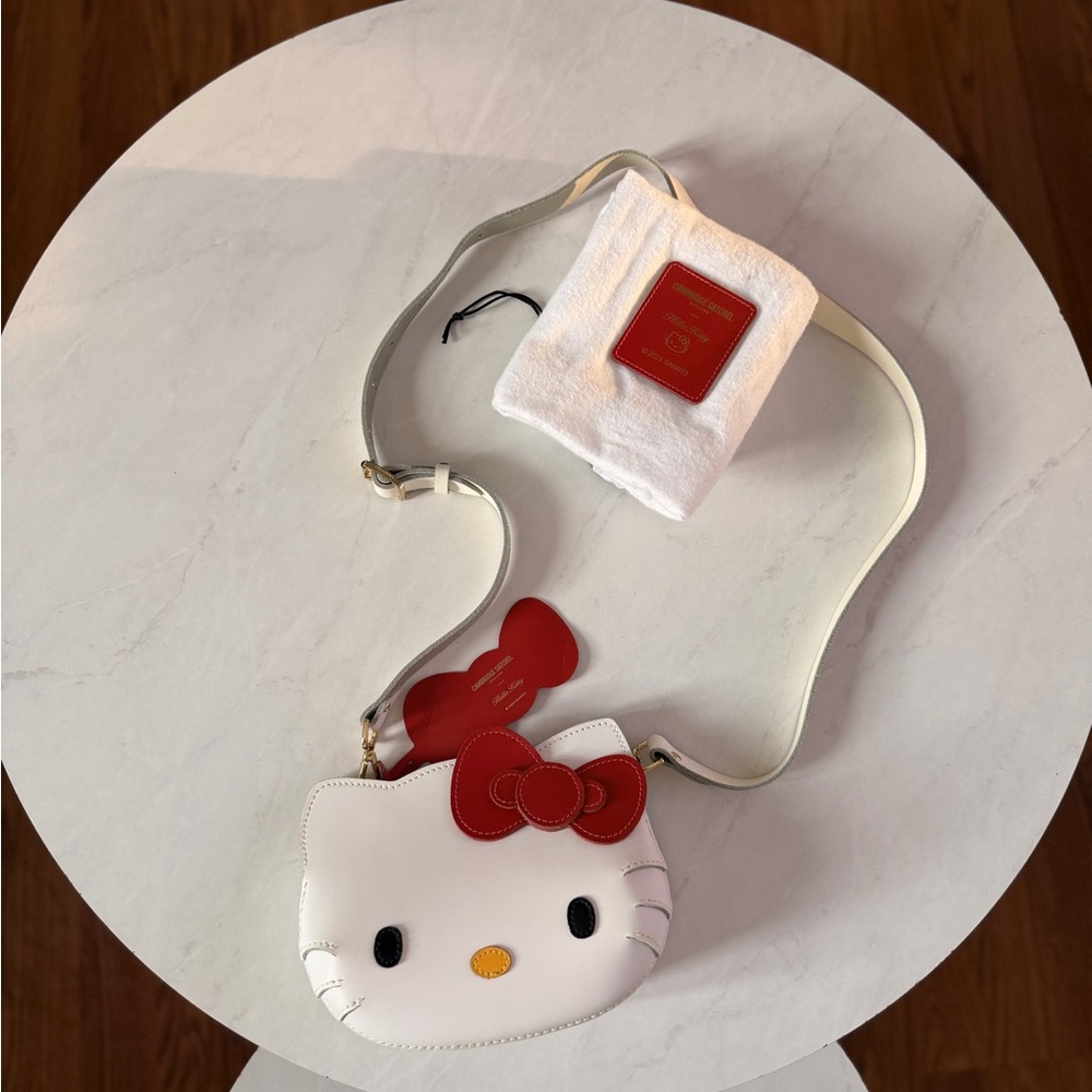 Hello Kitty White and Red Kids Shoulder Bag